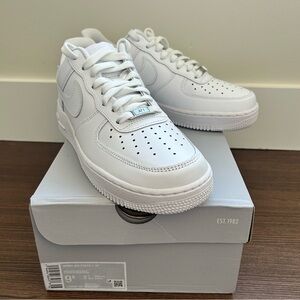 NWT Nike Air Force 1 ‘07 White Women's Sneakers